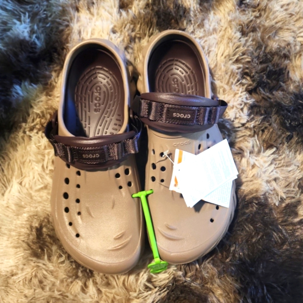 Latte Echo Crocs